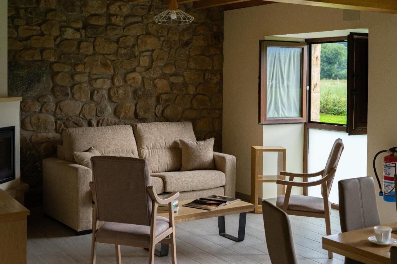 Complejo Rural El Cerradon Guest House Alceda Ngoại thất bức ảnh