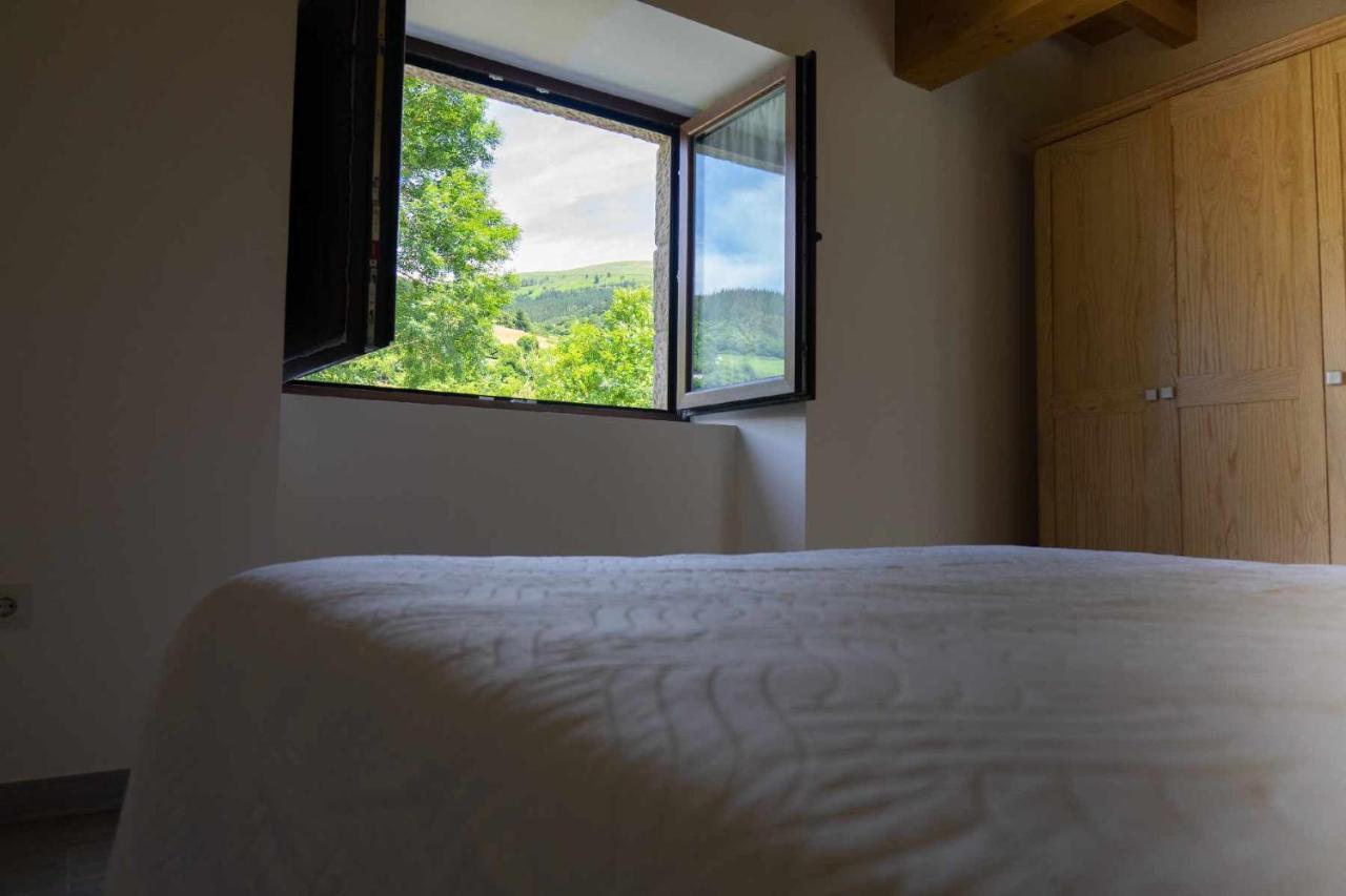 Complejo Rural El Cerradon Guest House Alceda Ngoại thất bức ảnh