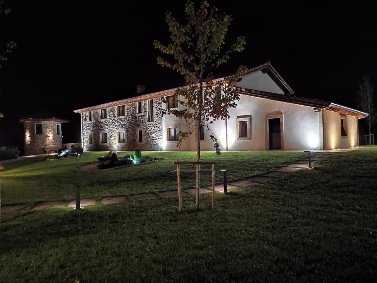 Complejo Rural El Cerradon Guest House Alceda Ngoại thất bức ảnh